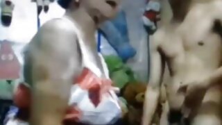 ملوك الواقع: توقف عن اللعب و اللعنة على ثقوبى! قال جيا ديرزا سگس اجنبى على PornHD