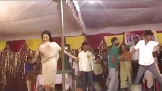 غنيمة كبيرة الجمال كانيلا الجلد ينتقل سكس محارم امهات اجنبي من الحمار إلى الفم: o