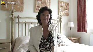 سخيف الشرج على كرة اليوغا سكس اجنبي مترجم تويتر سارة فانديلا